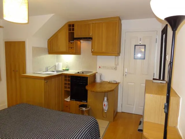 Mabledon Place, Bloomsbury, WC1H, photo 3
