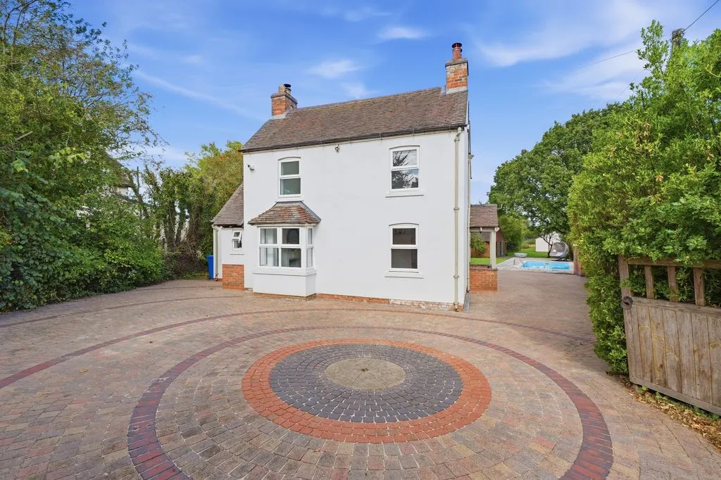Stafford Road, Lichfield, WS13, photo 39
