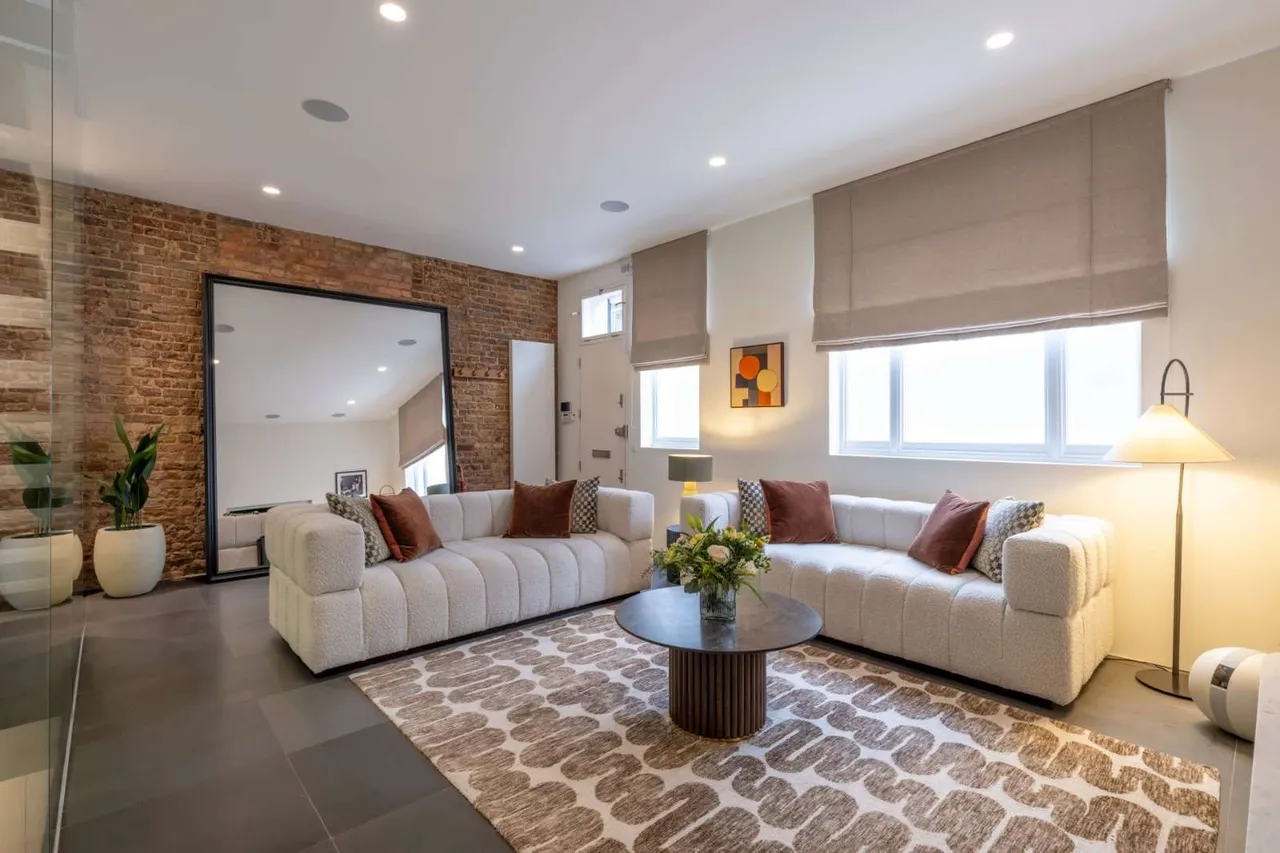 Oldbury Place, London, W1U, photo 2
