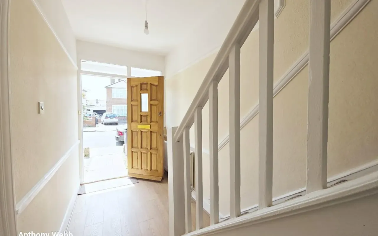 Norman Avenue, Wood Green, N22, photo 4