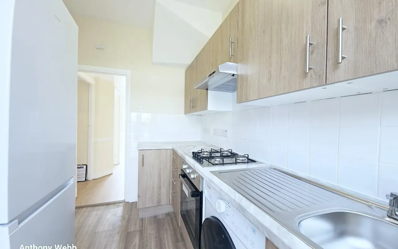 Norman Avenue, Wood Green, N22, photo 7