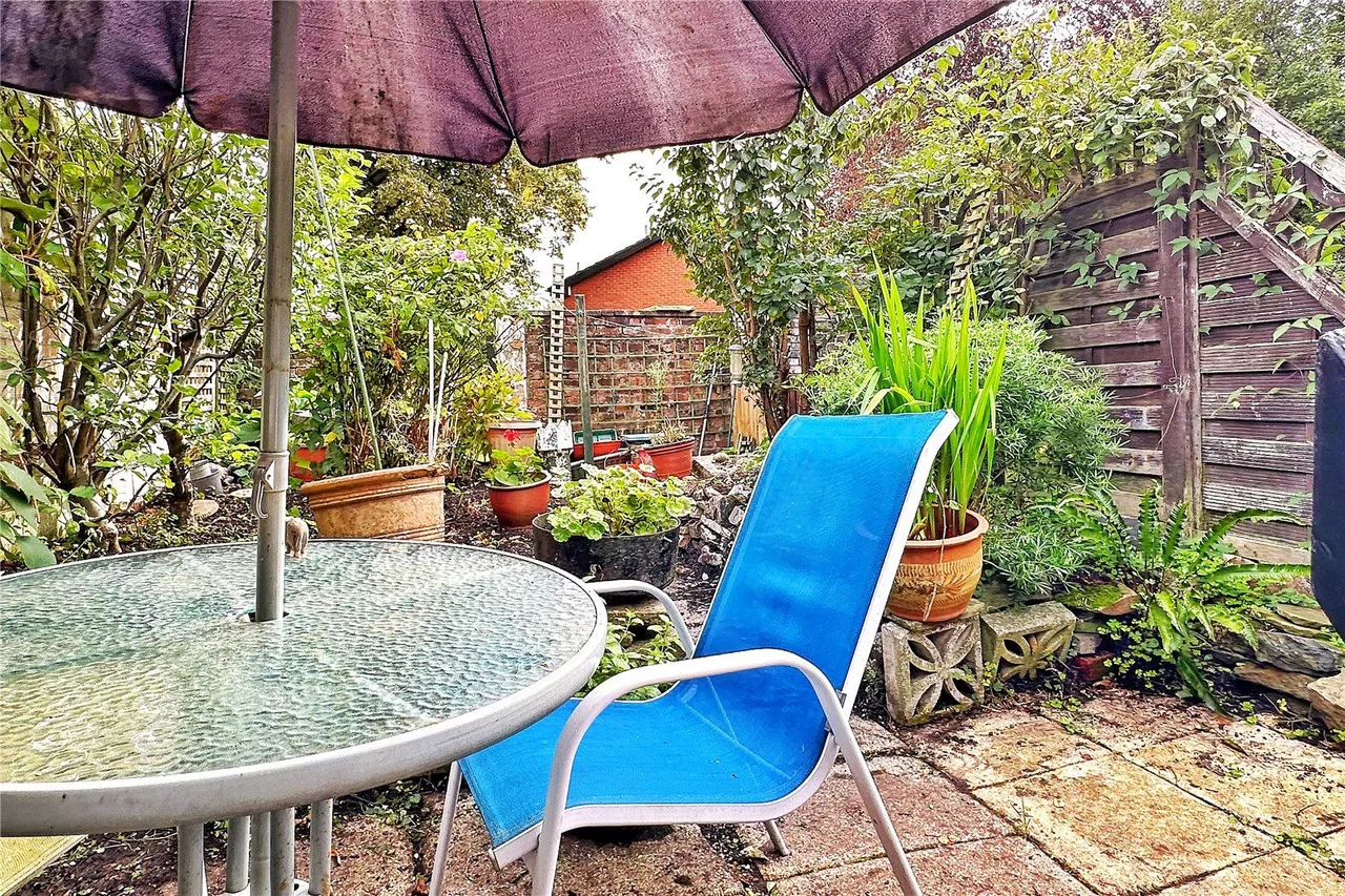 Currier Lane, Ashton-under-Lyne, OL6, photo 13