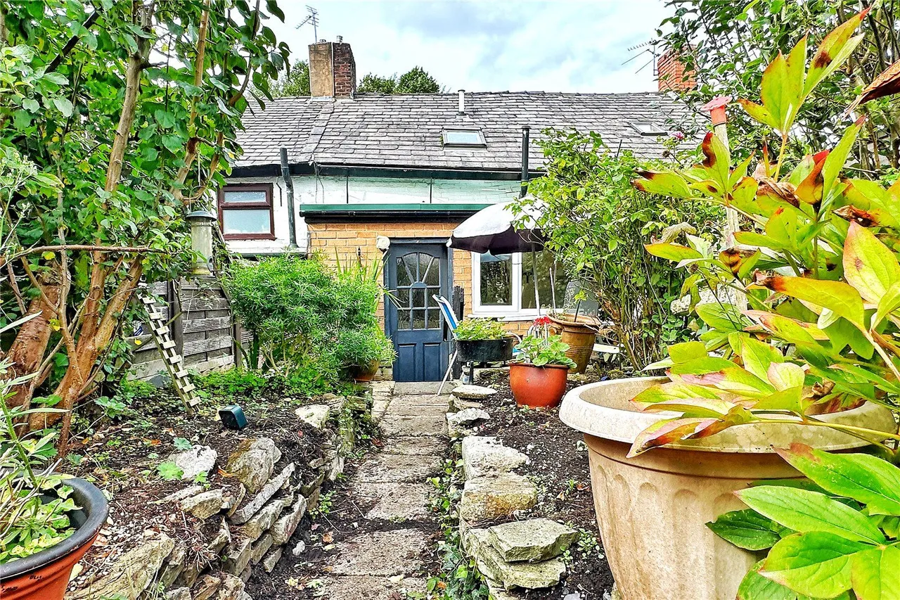 Currier Lane, Ashton-under-Lyne, OL6, photo 21