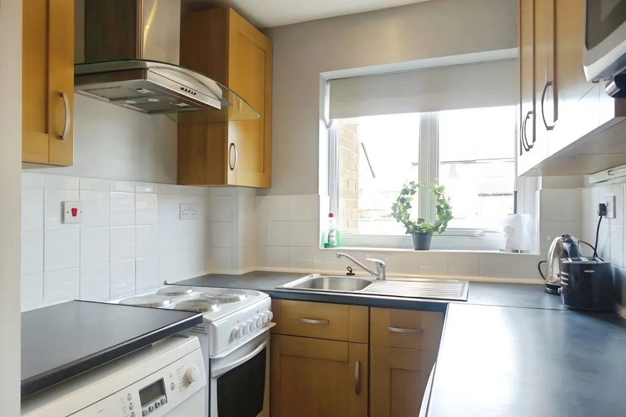 Mercer Drive, Liverpool, L4, photo 5