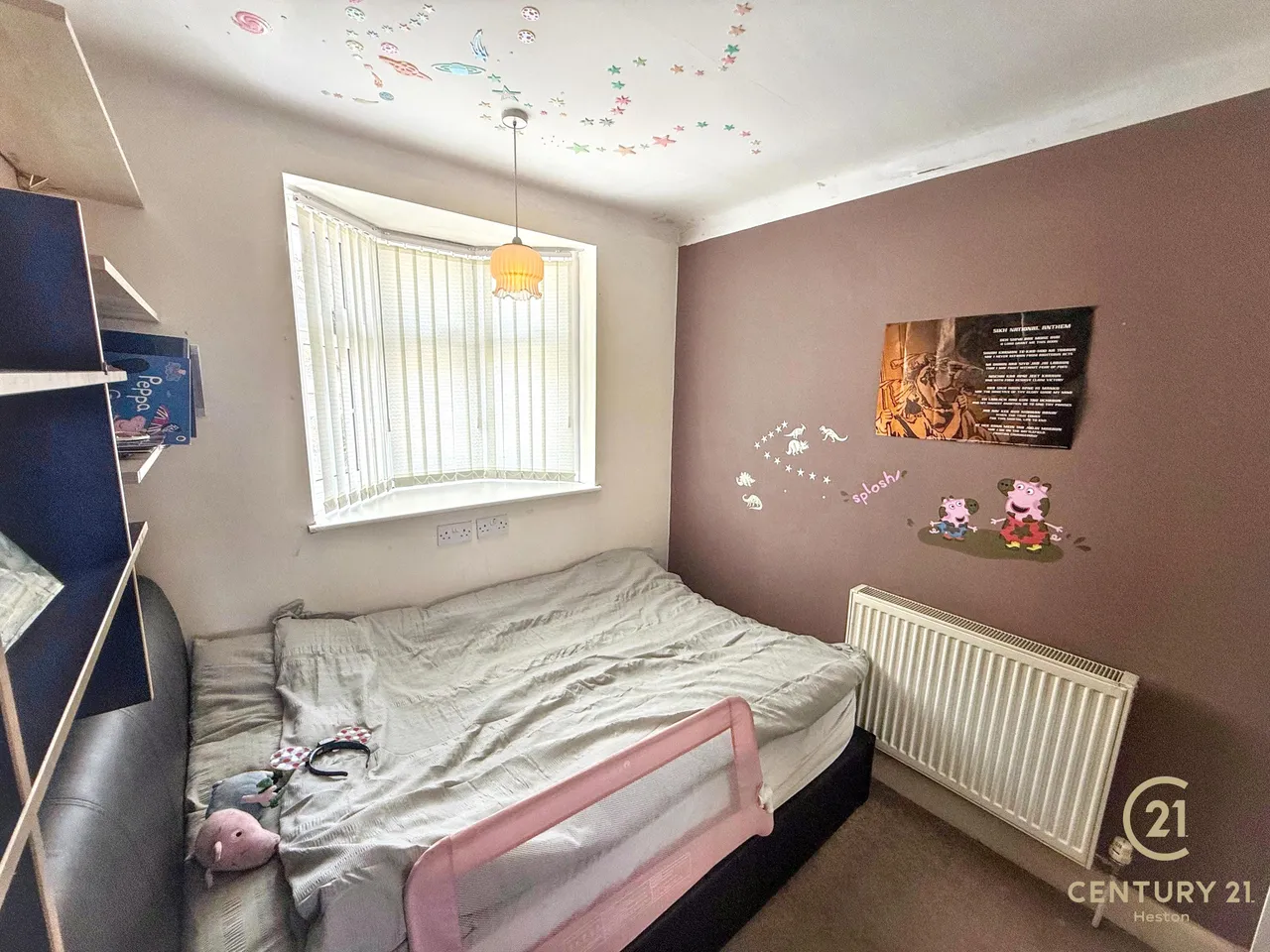 Burns Way, Hounslow, TW5, photo 19