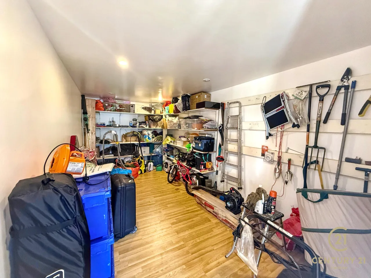 Burns Way, Hounslow, TW5, photo 26