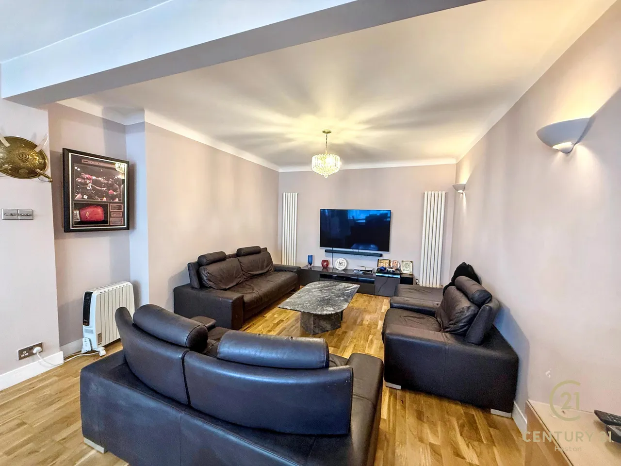 Burns Way, Hounslow, TW5, photo 4