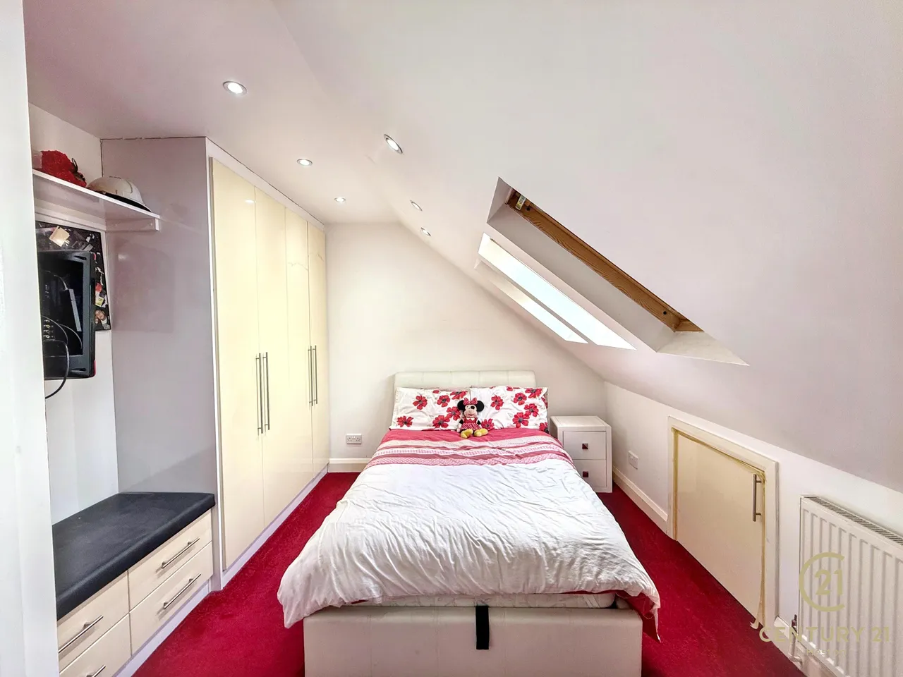 Burns Way, Hounslow, TW5, photo 20