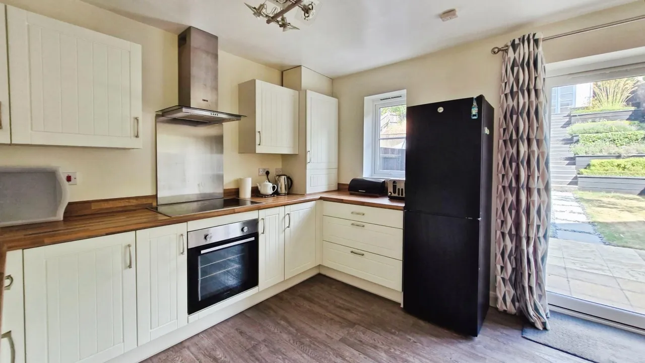Ken Jones Close, Lightmoor, TF7, photo 5