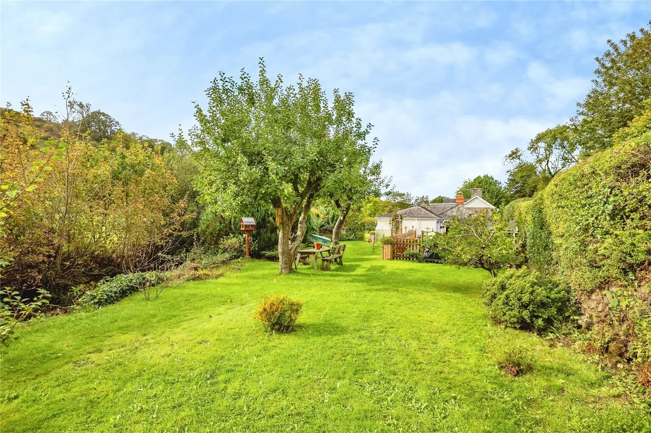Llanrhystud, SY23, photo 31