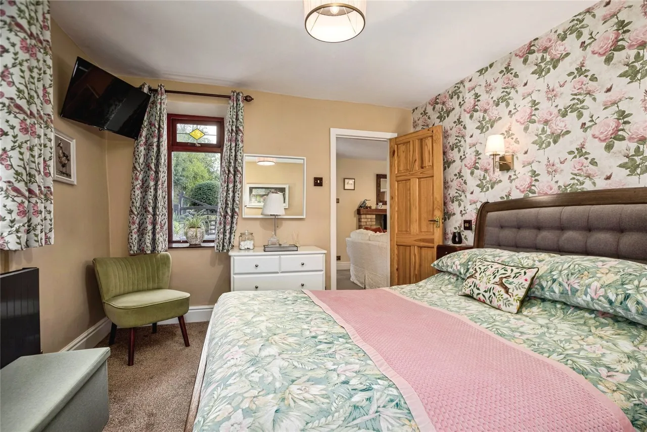 Llanrhystud, SY23, photo 18