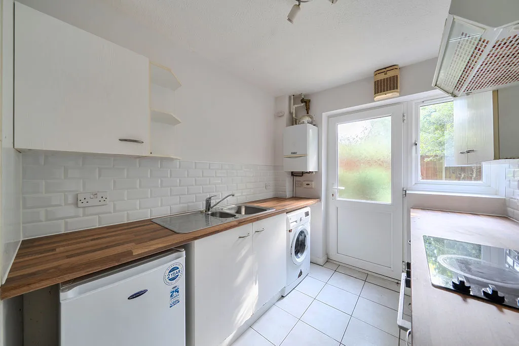 Rillington Gardens, Emerson Valley, MK4, photo 8