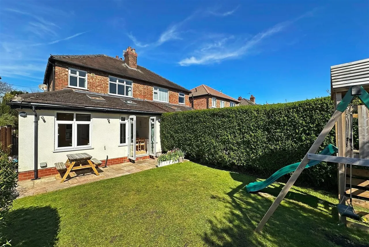 Stockport Road, Timperley, Cheshire WA15 7SR, photo 22