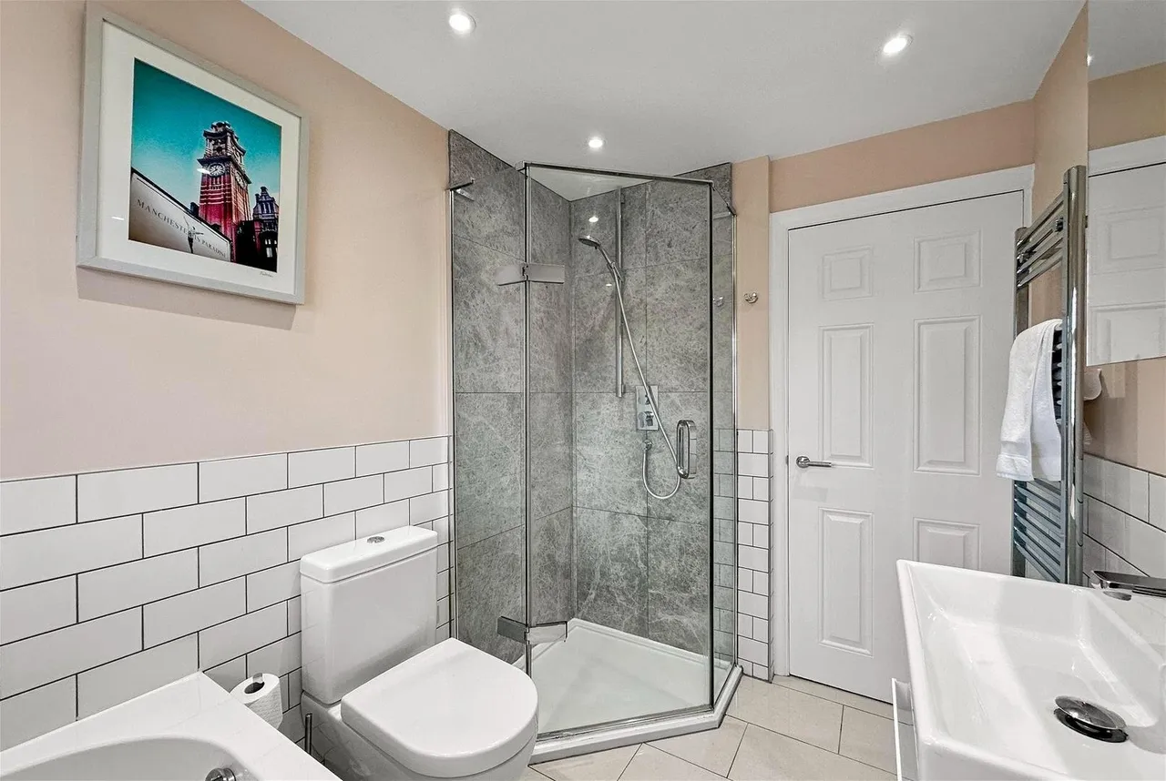 Stockport Road, Timperley, Cheshire WA15 7SR, photo 21