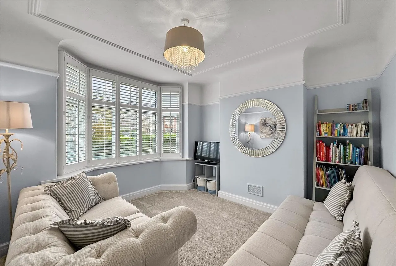 Stockport Road, Timperley, Cheshire WA15 7SR, photo 4