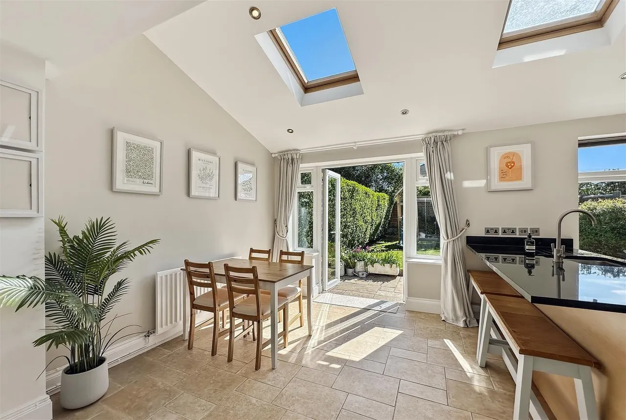 Stockport Road, Timperley, Cheshire WA15 7SR, photo 12