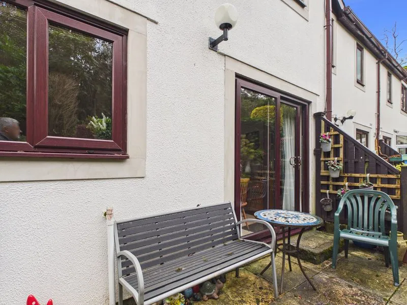 Penhaligon Court, Truro, photo 8