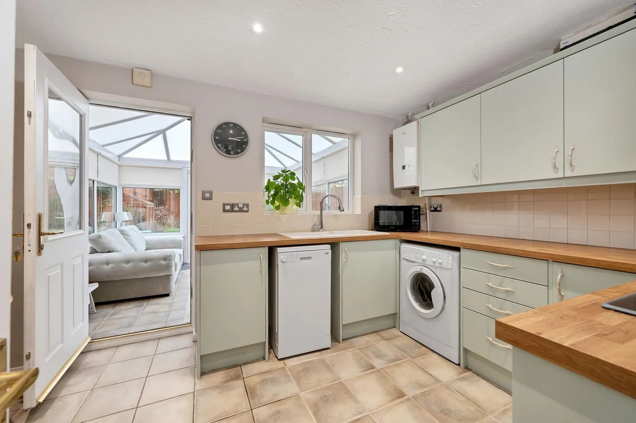 Normanton Drive, Oakham, LE15, photo 3