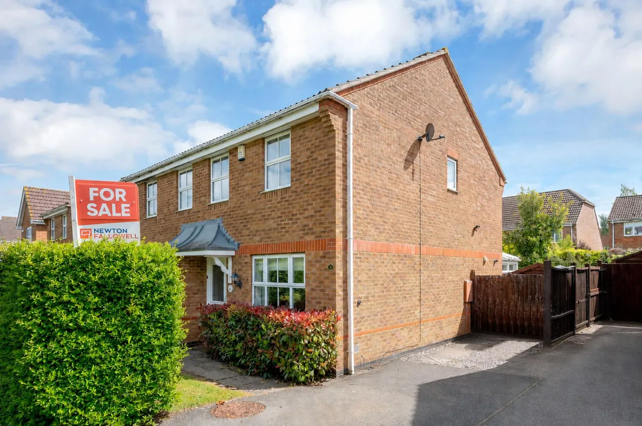 3 bed house for sale, Normanton Drive, Oakham, LE15