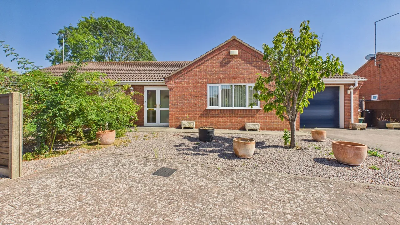 Wexford Close, Bourne, PE10, photo 20