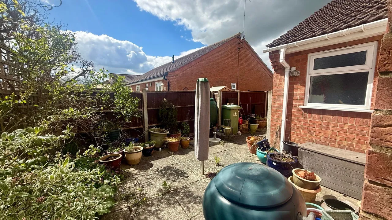 Wexford Close, Bourne, PE10, photo 18