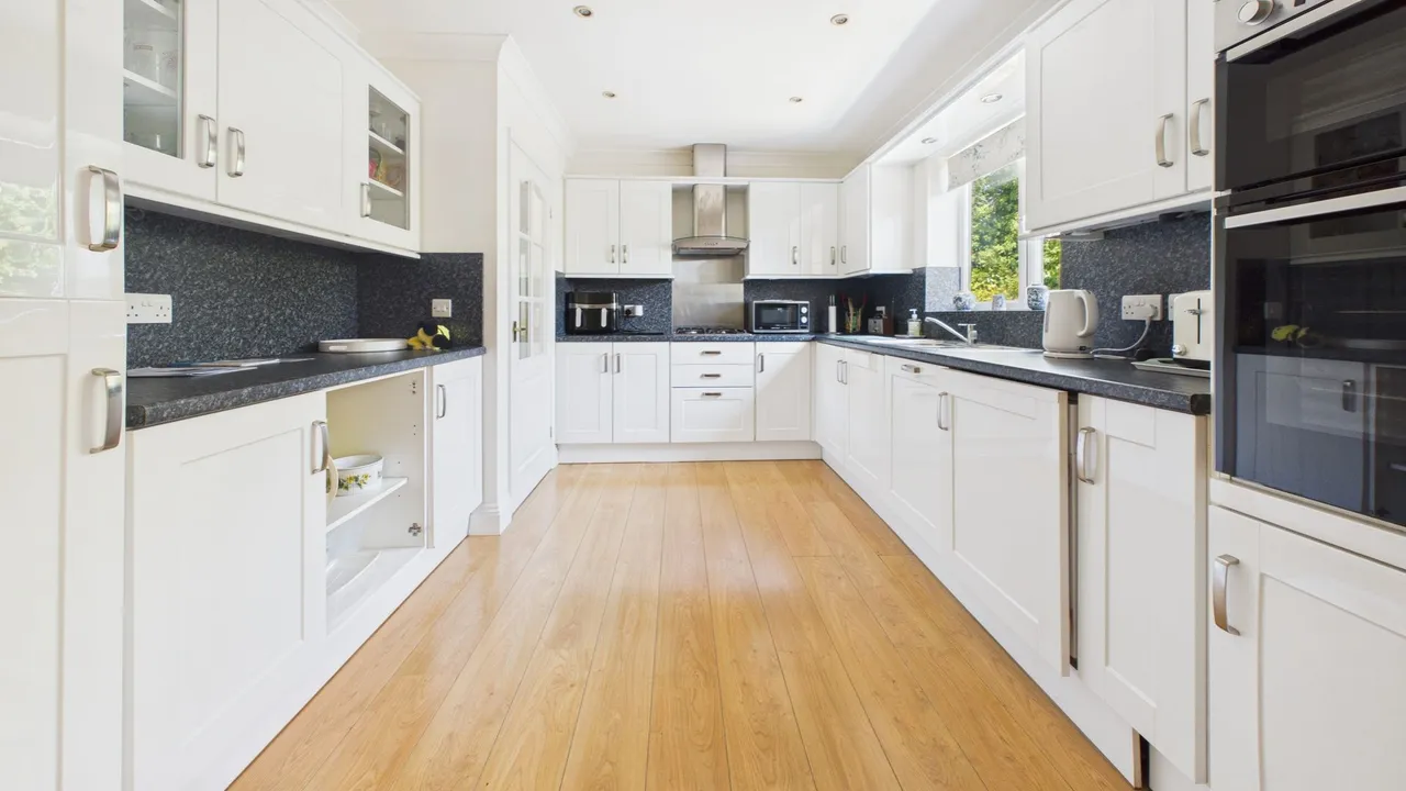 Wexford Close, Bourne, PE10, photo 6