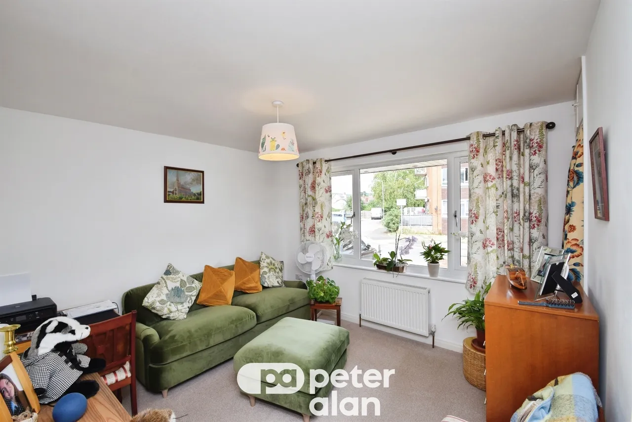 Somerset Road, Monmouth, NP25, photo 6