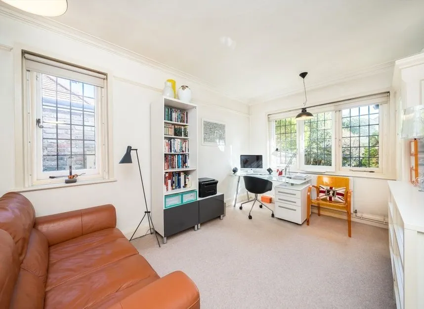 Villiers Avenue, Surbiton, KT5, photo 4