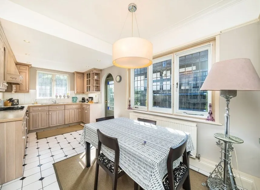 Villiers Avenue, Surbiton, KT5, photo 3