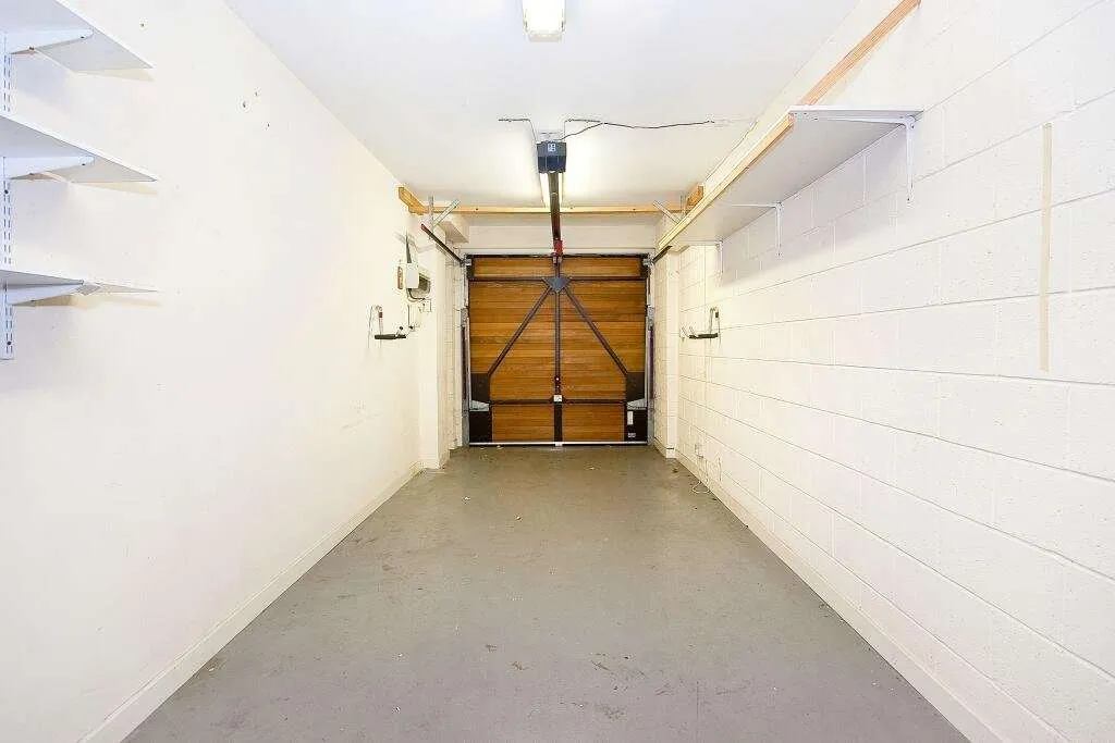 Basin Approach, London, E14, photo 13