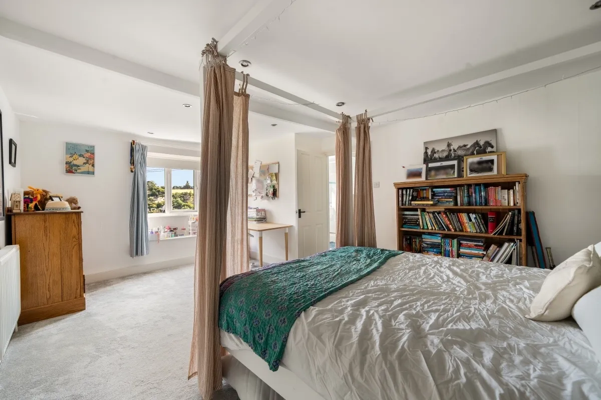 Worley Stroud, GL6, photo 11