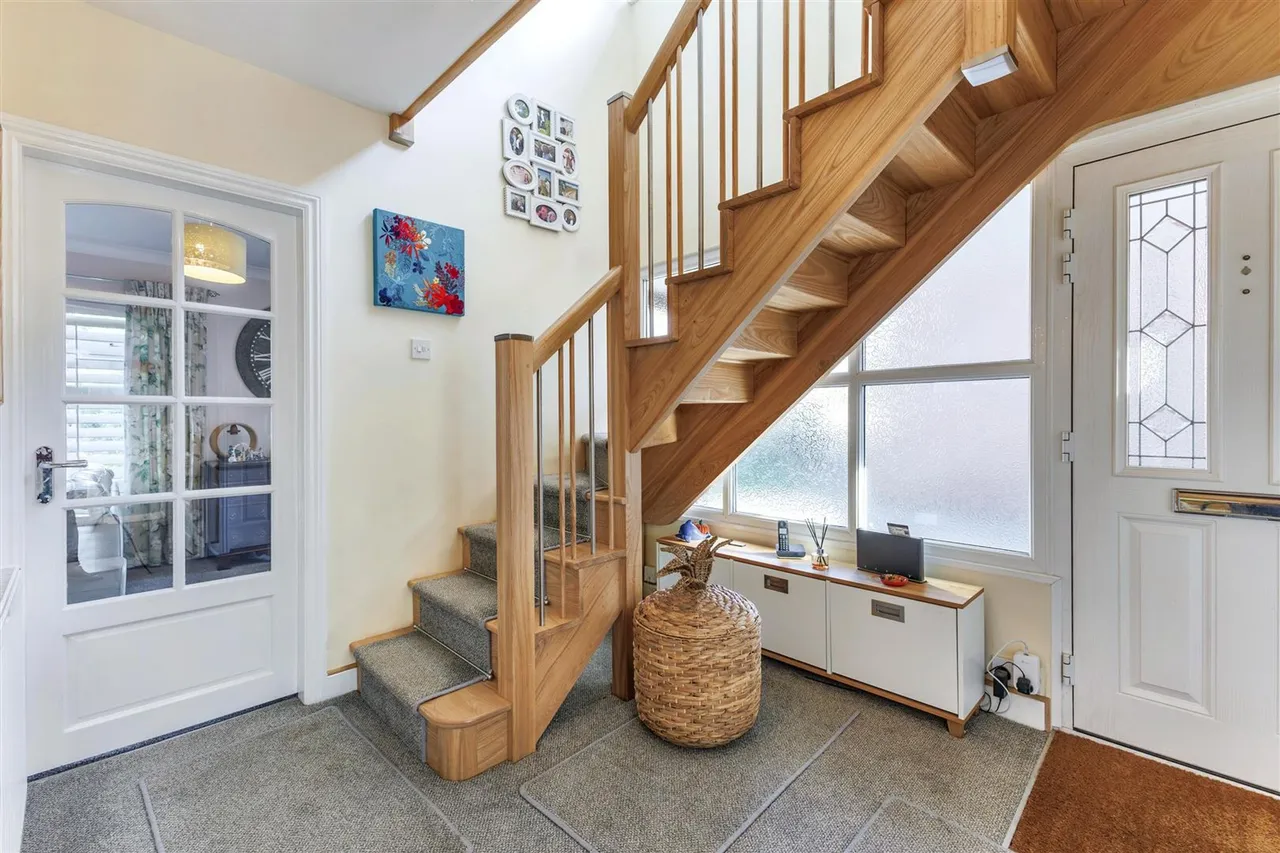Mount Road, Evesham, WR11, photo 13