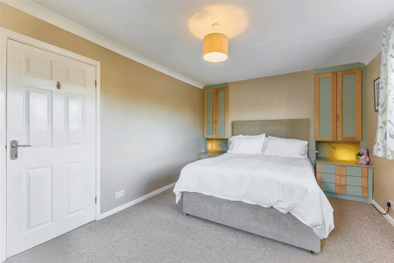 Mount Road, Evesham, WR11, photo 14