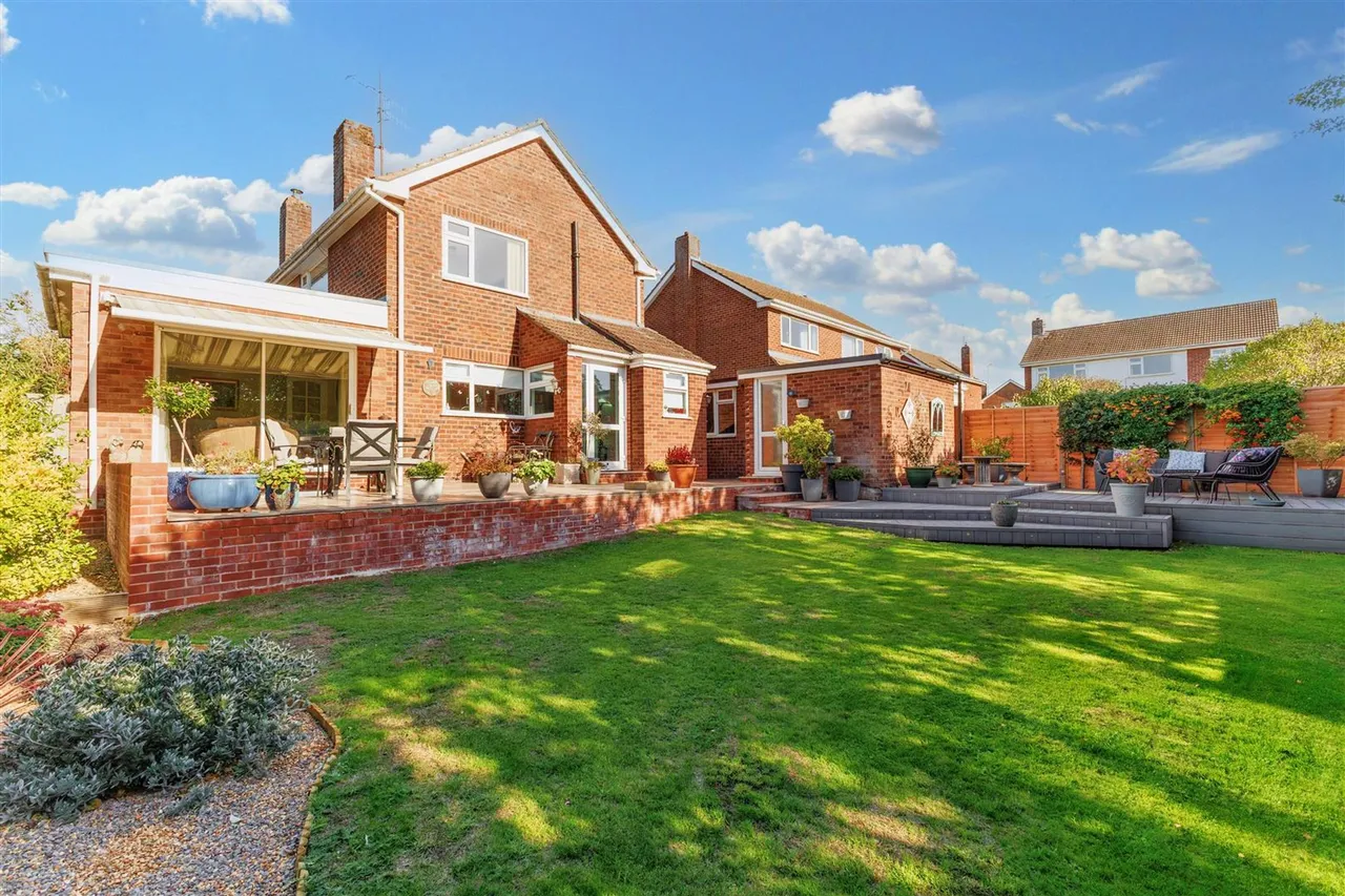 Mount Road, Evesham, WR11, photo 22