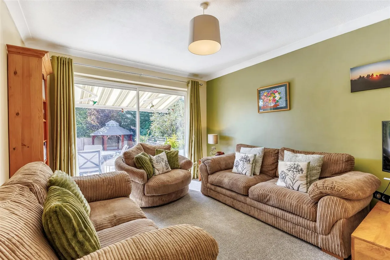 Mount Road, Evesham, WR11, photo 7