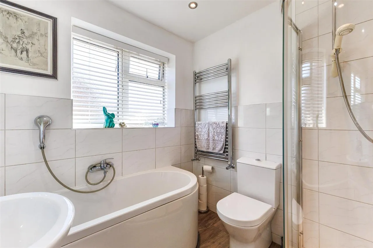 Mount Road, Evesham, WR11, photo 16
