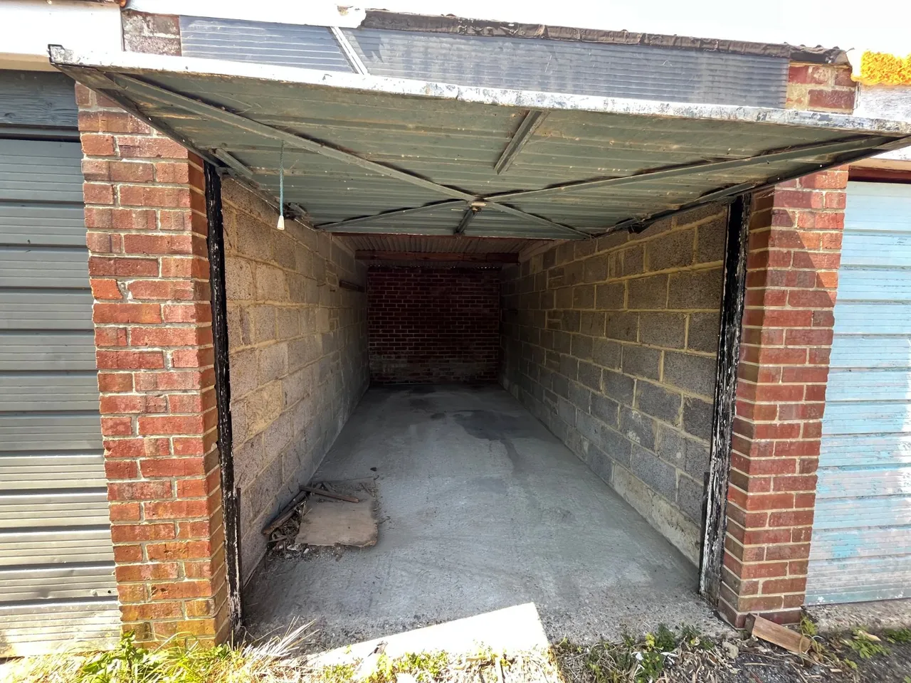 Station Approach, Garage, CT12, photo 2