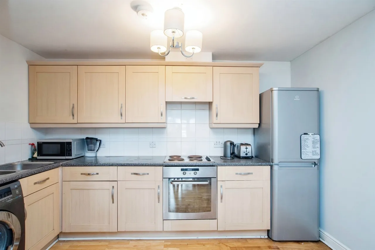 Ovaltine Drive, Kings Langley, WD4, photo 6