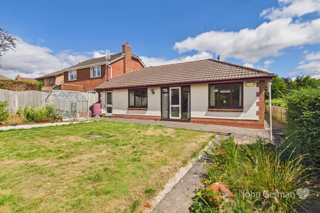 Blounts Drive, Uttoxeter, photo 19
