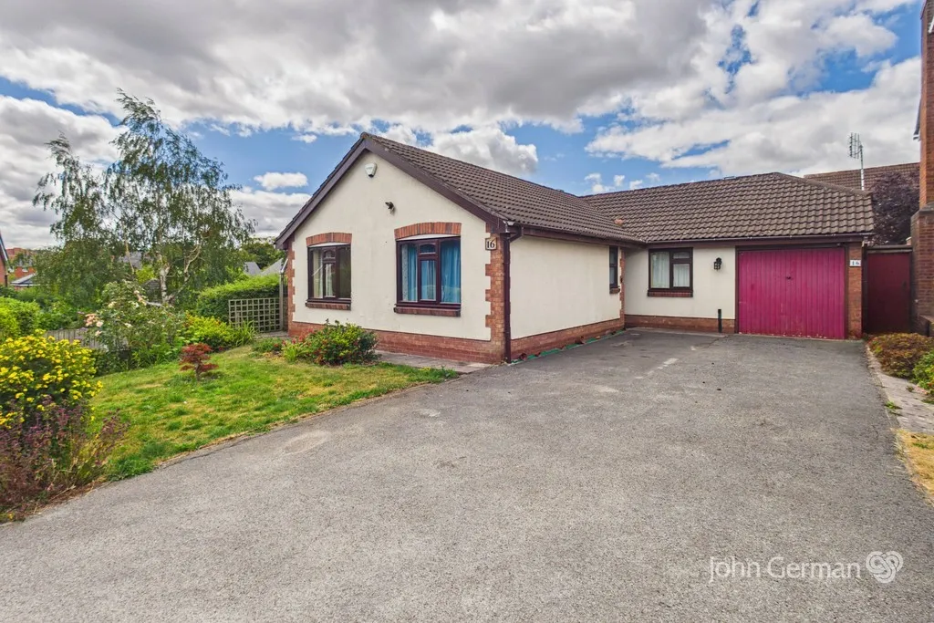 3 bed house for sale, Blounts Drive, Uttoxeter
