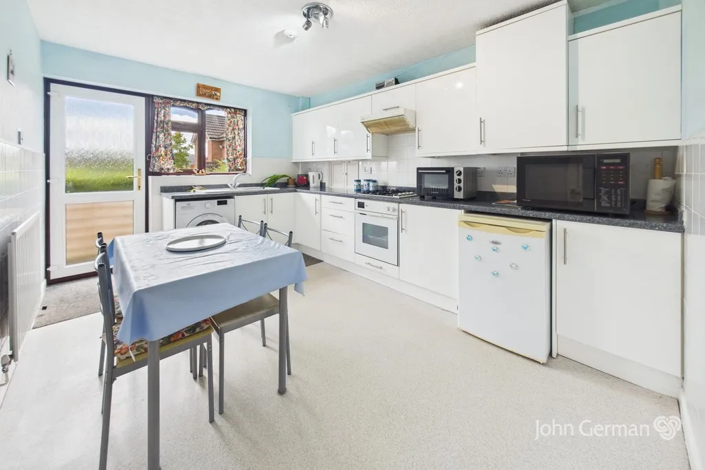 Blounts Drive, Uttoxeter, photo 6