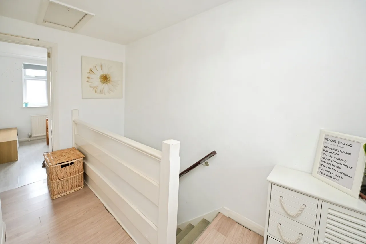 Peartree Gardens, Romford, RM7, photo 15