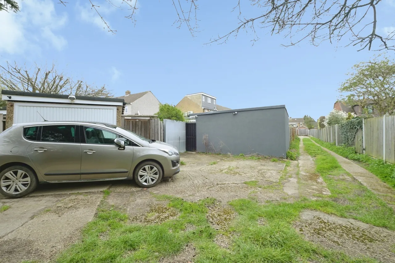 Peartree Gardens, Romford, RM7, photo 19