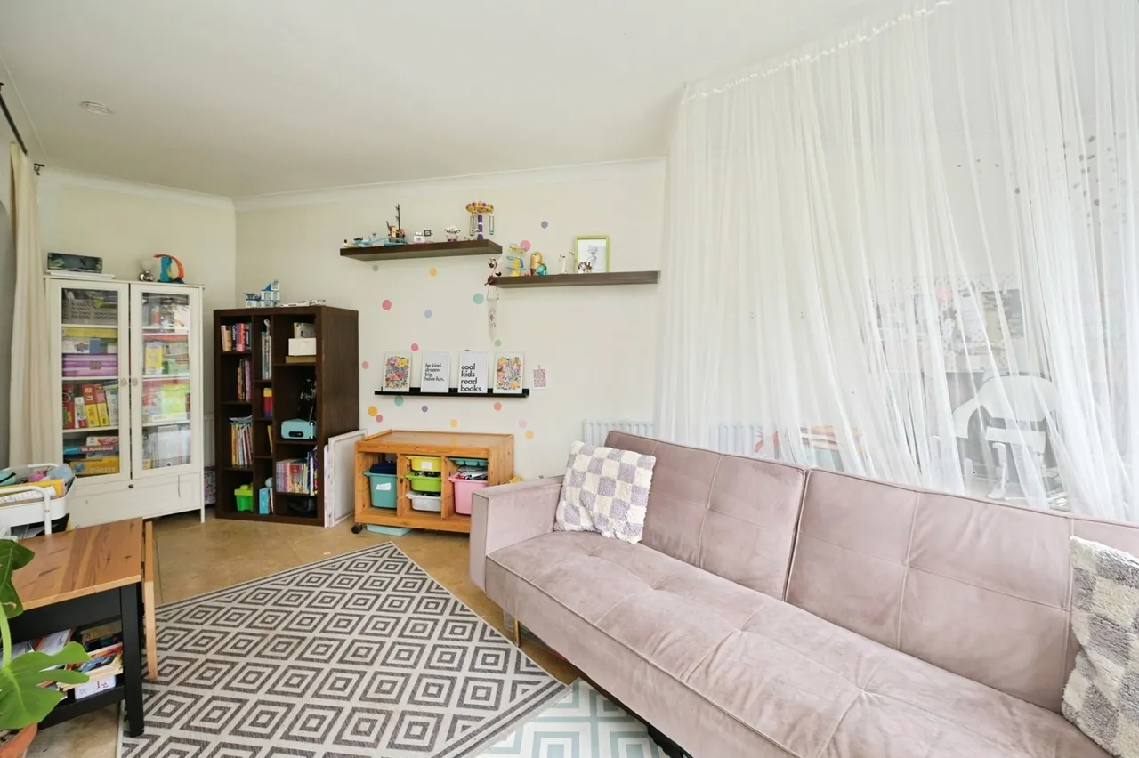 Peartree Gardens, Romford, RM7, photo 5