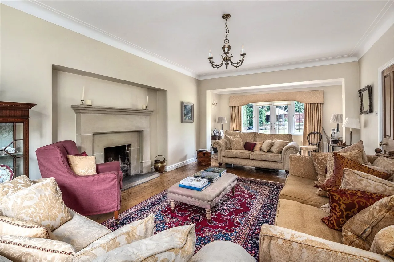 Macclesfield Road, Prestbury, SK10, photo 4