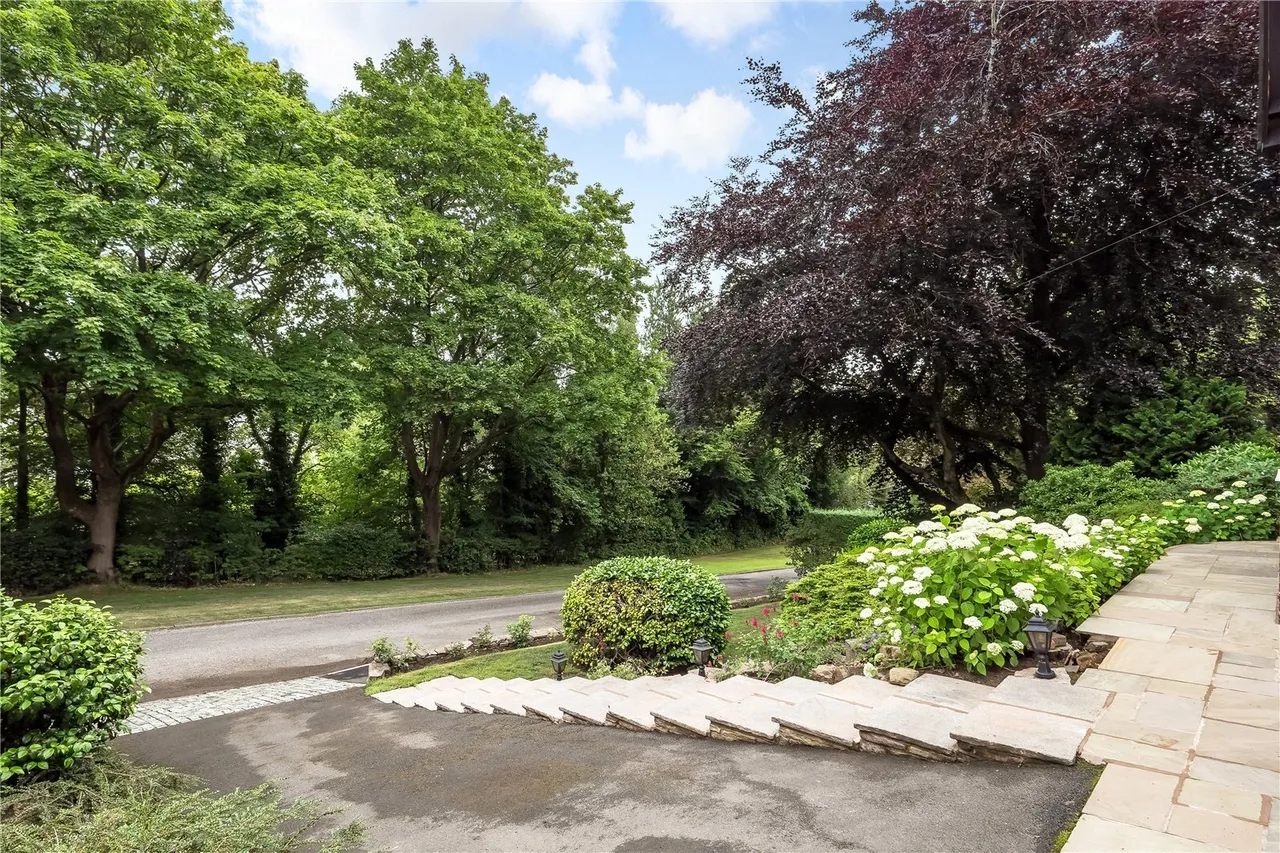 Macclesfield Road, Prestbury, SK10, photo 19