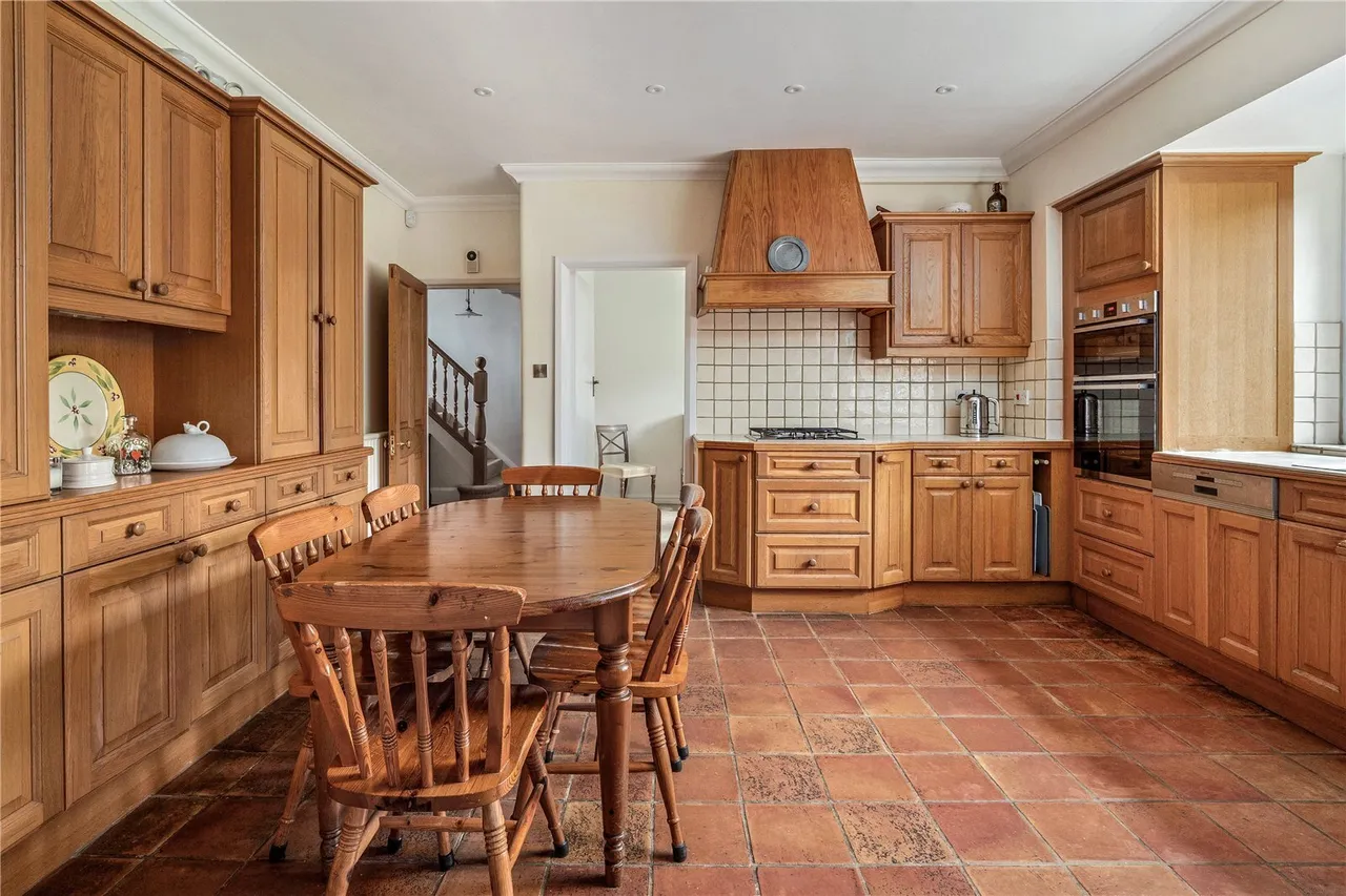 Macclesfield Road, Prestbury, SK10, photo 9