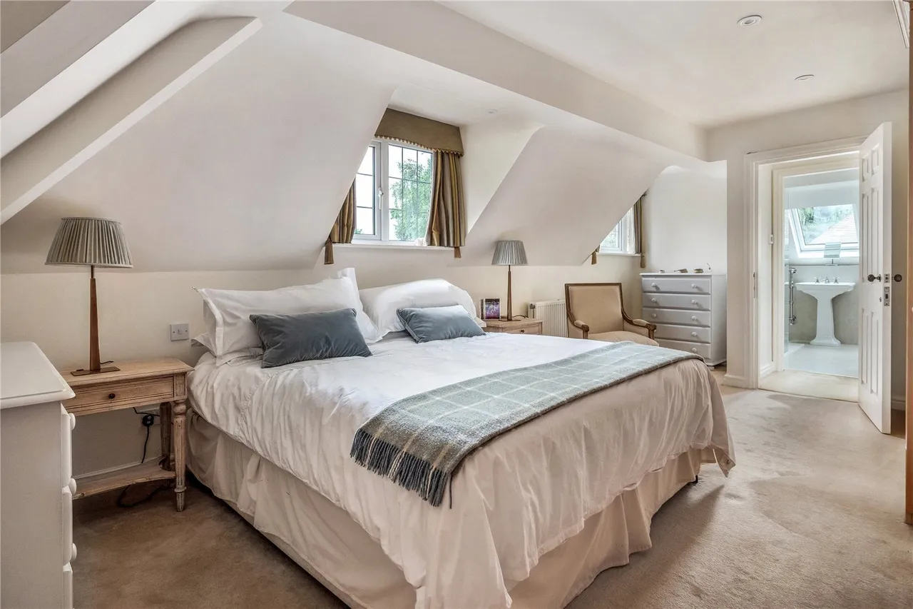 Macclesfield Road, Prestbury, SK10, photo 12