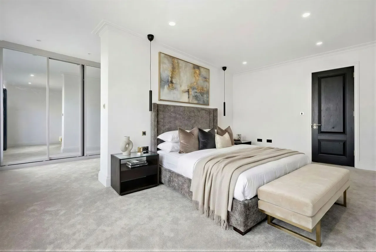 Tomswood Road, Chigwell, IG7, photo 12