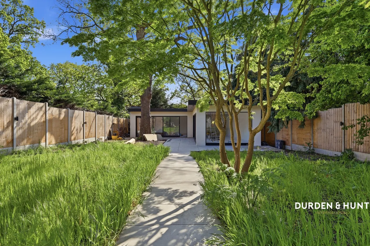 Tomswood Road, Chigwell, IG7, photo 16